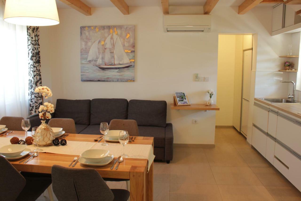 Holiday Home Liberta Крница Экстерьер фото